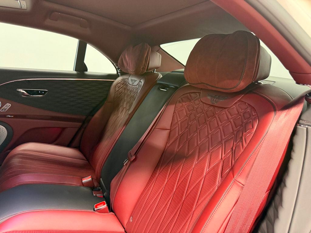2022 Bentley Flying Spur W12 Sedan - 23065570 - 12
