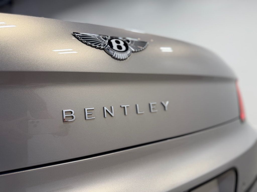 2022 Bentley Flying Spur W12 Sedan - 23065570 - 22