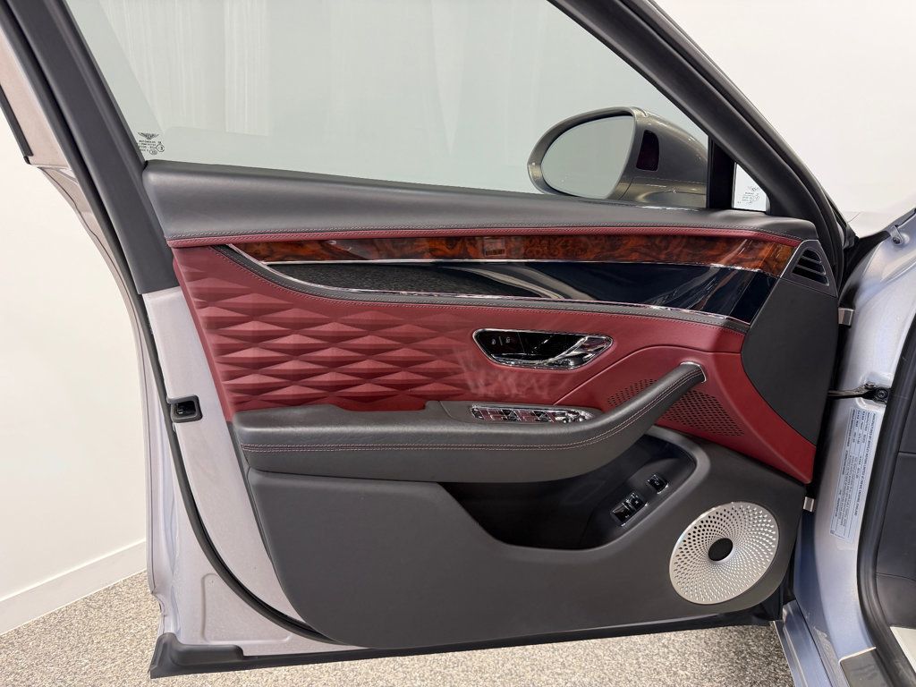 2022 Bentley Flying Spur W12 Sedan - 23065570 - 36