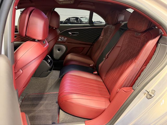 2022 Bentley Flying Spur Base - Photo 39