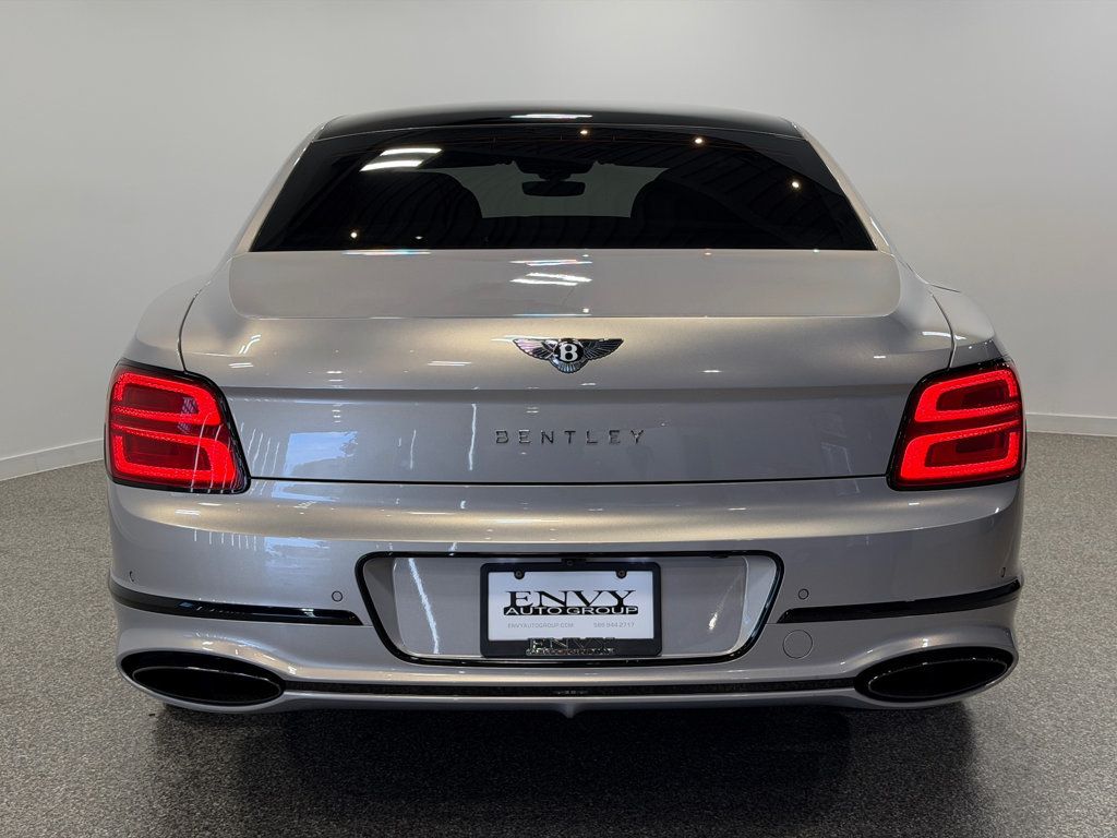 2022 Bentley Flying Spur W12 Sedan - 23065570 - 54