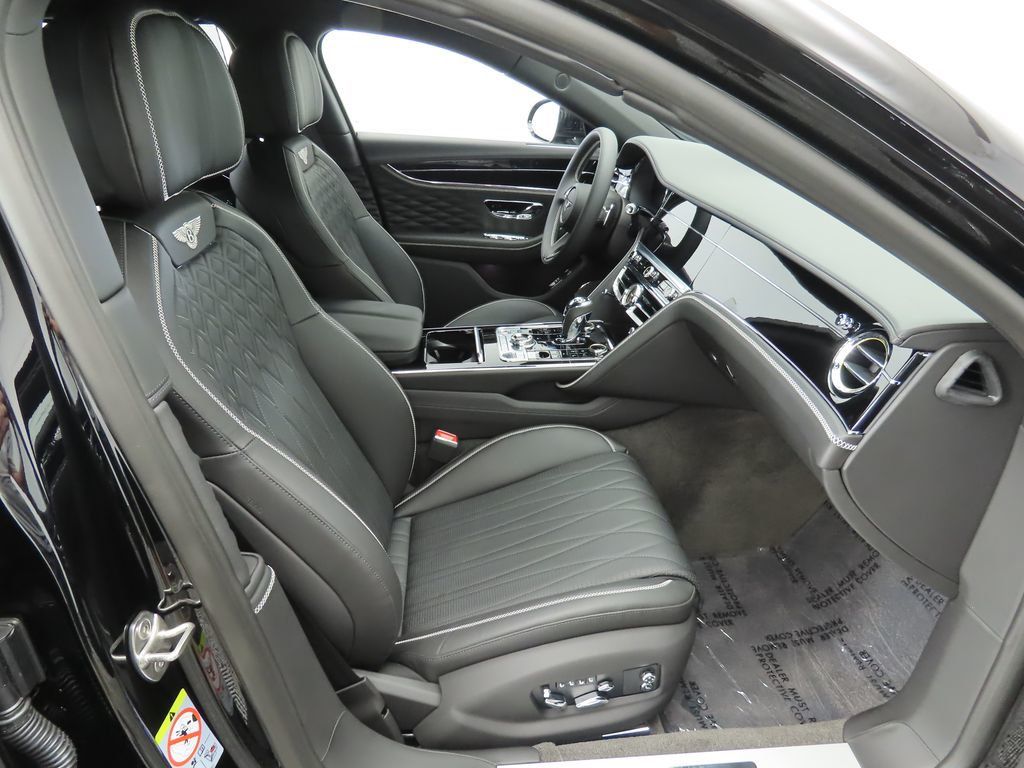 2022 Bentley Flying Spur W12 photo 19