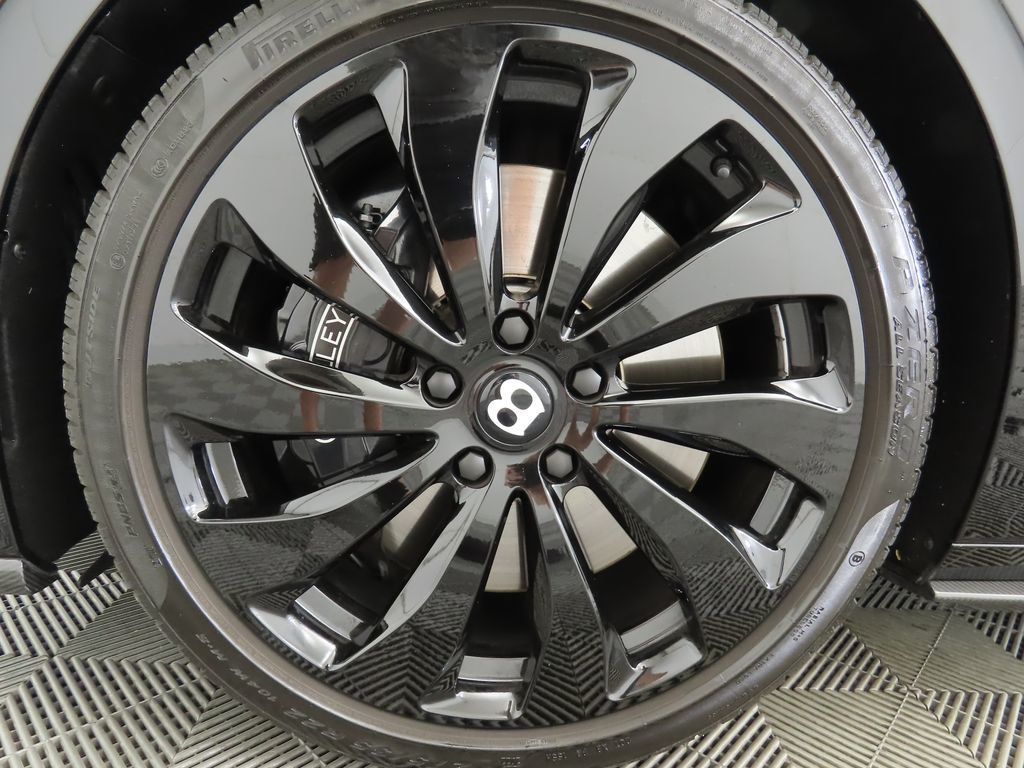 2022 Bentley Flying Spur W12 photo 28