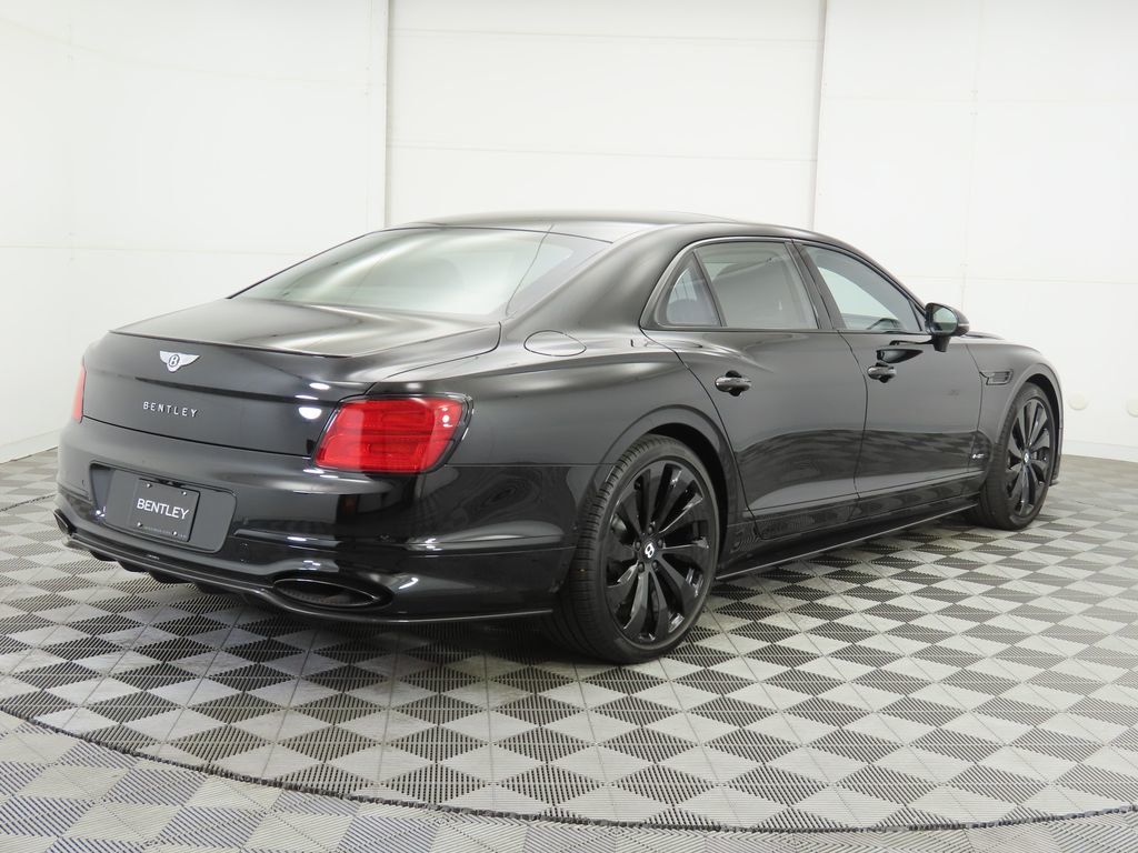 2022 Bentley Flying Spur W12 photo 5