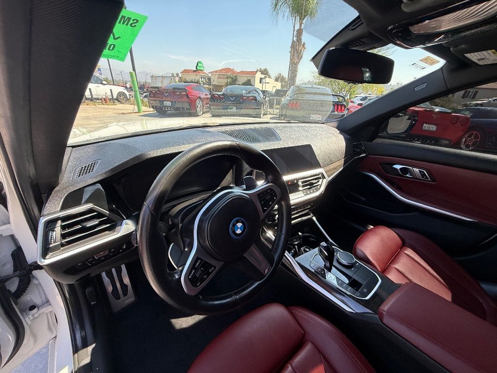 2022 BMW 3 Series 330e Plug-In Hybrid - 23003417 - 11