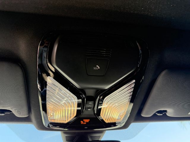 2022 BMW 3 Series 330e Plug-In Hybrid - 23003417 - 26