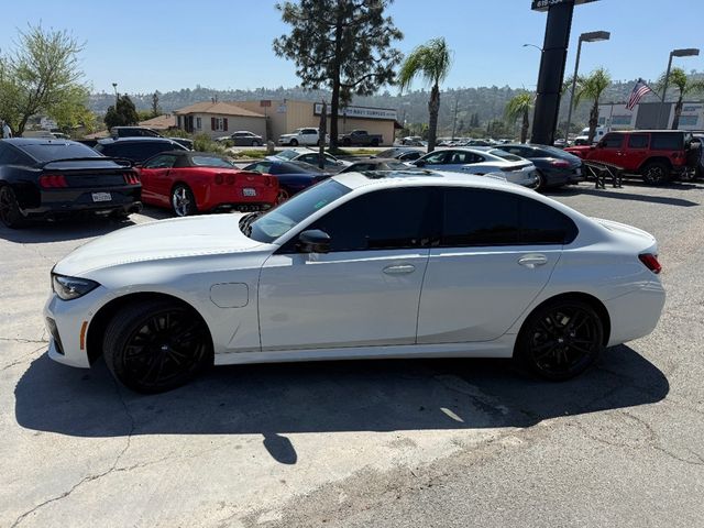 2022 BMW 3 Series 330e Plug-In Hybrid - 23003417 - 5