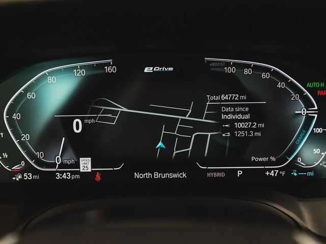 2022 BMW 3 Series 330e xDrive - 23001641 - 12