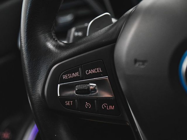 2022 BMW 3 Series 330e xDrive - 23001641 - 25
