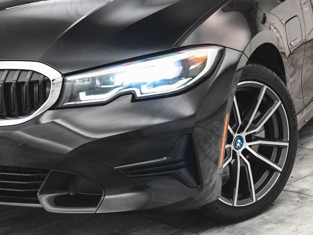 2022 BMW 3 Series 330e xDrive - 23001641 - 40