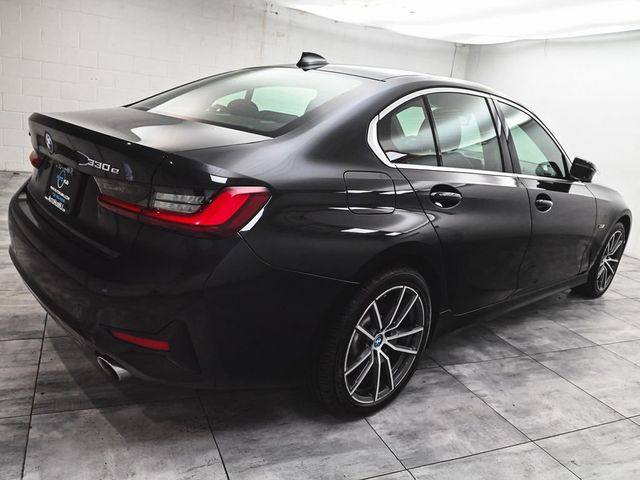 2022 BMW 3 Series 330e xDrive - 23001641 - 5