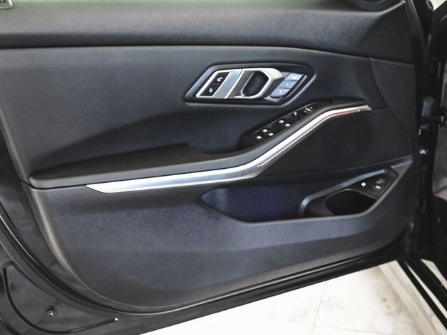 2022 BMW 3 Series 330e xDrive - 23001641 - 6