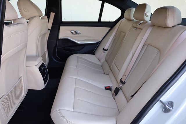 2022 BMW 3 Series 330i - 23028768 - 19