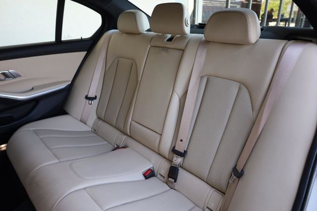 2022 BMW 3 Series 330i - 23028768 - 21
