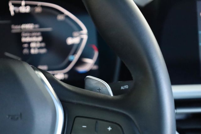 2022 BMW 3 Series 330i - 23028768 - 37