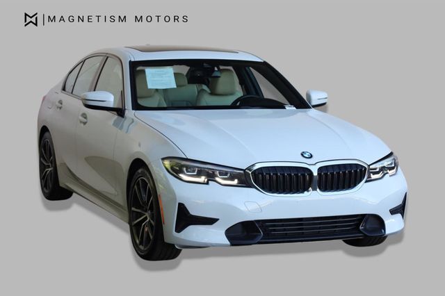 2022 BMW 3 Series 330i - 23028768 - 3
