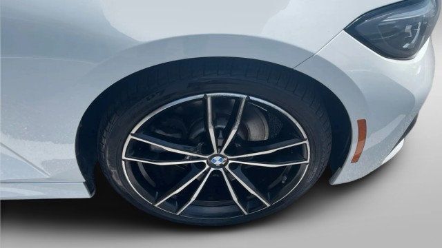 2022 BMW 3 Series 330i Sedan - 23067772 - 10