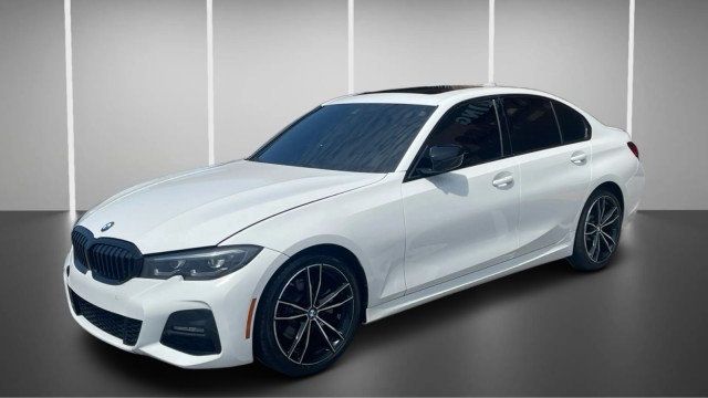 2022 BMW 3 Series 330i Sedan - 23067772 - 12