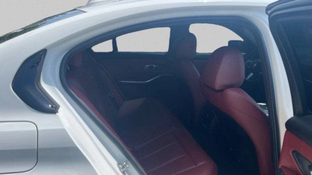 2022 BMW 3 Series 330i Sedan - 23067772 - 16