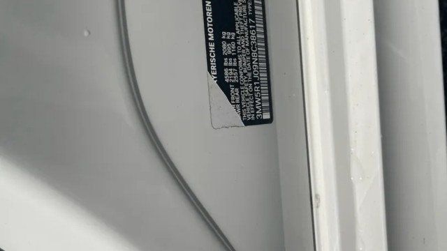 2022 BMW 3 Series 330i Sedan - 23067772 - 19