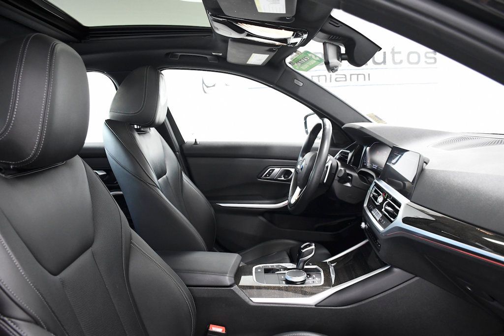 2022 BMW 3 Series 330i Sedan - 22822081 - 15