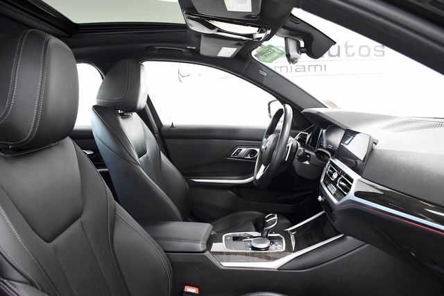 2022 BMW 3 Series 330i Sedan - 22822081 - 15
