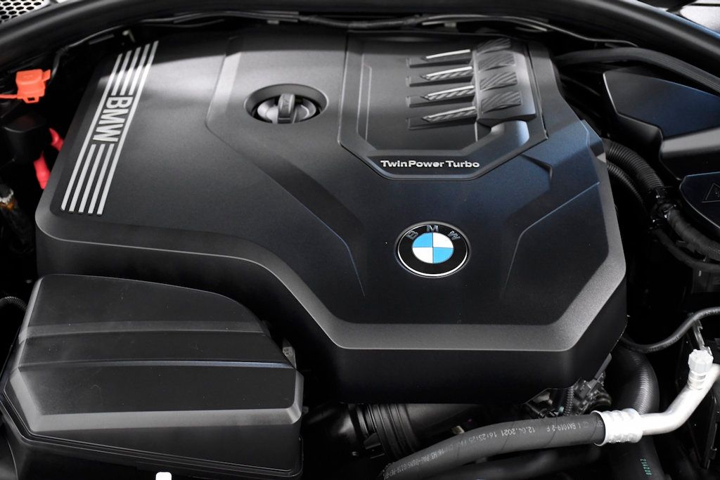 2022 BMW 3 Series 330i Sedan - 22822081 - 18