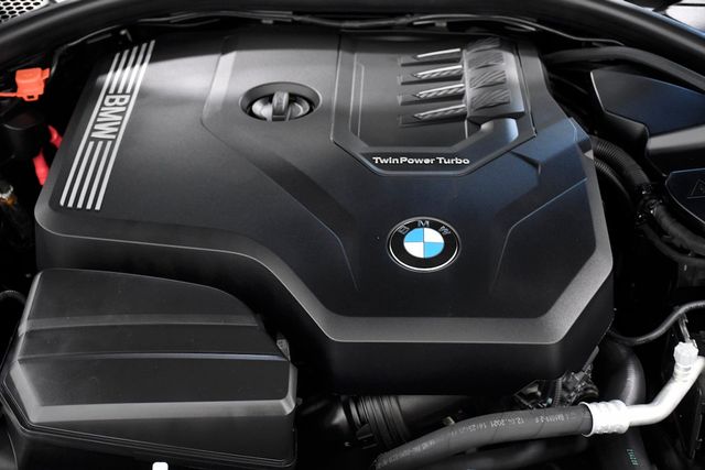 2022 BMW 3 Series 330i Sedan - 22822081 - 18