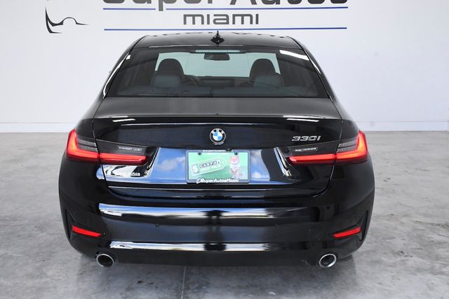 2022 BMW 3 Series 330i Sedan - 22822081 - 4