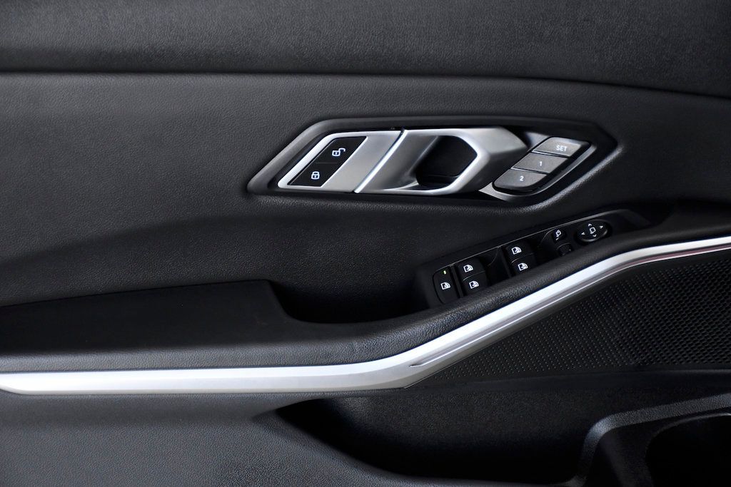 2022 BMW 3 Series 330i Sedan - 22822081 - 8