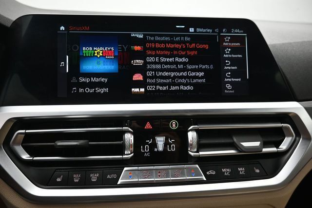 2022 BMW 3 Series 330i Sedan - 23053965 - 13