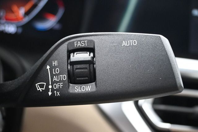 2022 BMW 3 Series 330i Sedan - 23053965 - 20