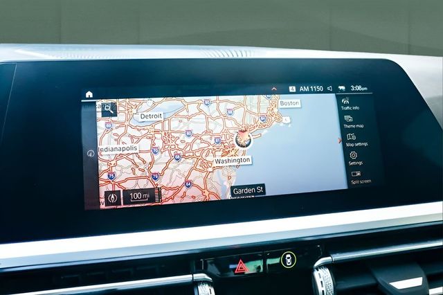 2022 BMW 3 Series 330i Sedan - 23005965 - 38