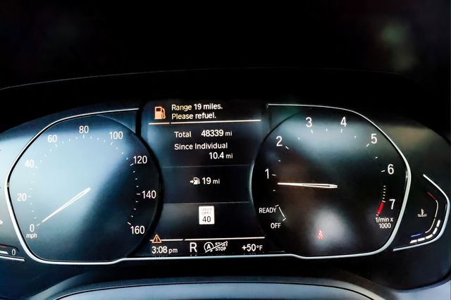 2022 BMW 3 Series 330i Sedan - 23005965 - 42