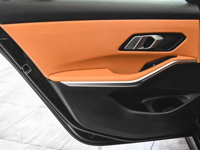 2022 BMW 3 Series 330i xDrive - 22977552 - 9