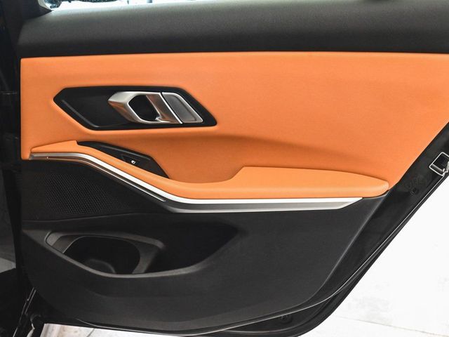2022 BMW 3 Series 330i xDrive - 22977552 - 10