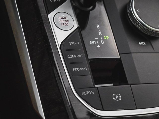 2022 BMW 3 Series 330i xDrive - 22977552 - 29