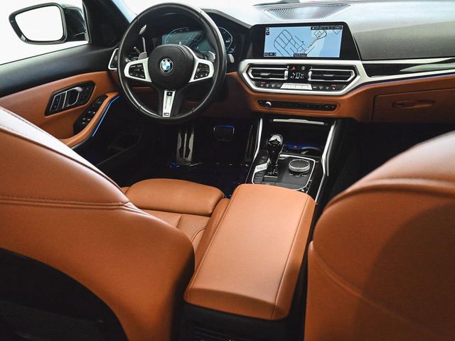 2022 BMW 3 Series 330i xDrive - 22977552 - 35
