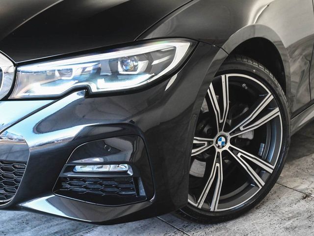 2022 BMW 3 Series 330i xDrive - 22977552 - 41