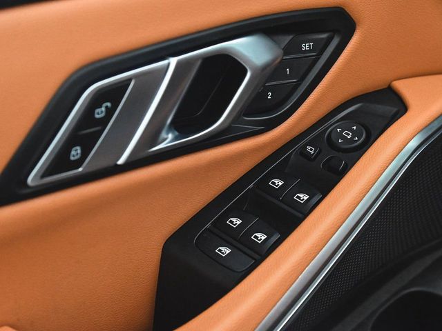 2022 BMW 3 Series 330i xDrive - 22977552 - 7