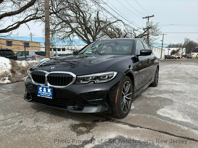 2022 BMW 3 Series 330i xDrive,ROOF,NAV,HTD STS - 22988709 - 0