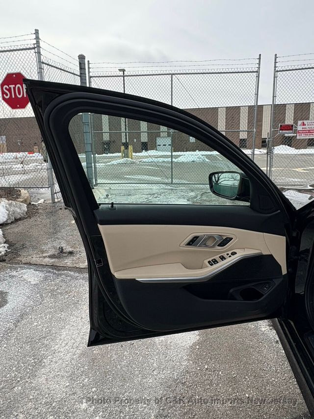 2022 BMW 3 Series 330i xDrive,ROOF,NAV,HTD STS - 22988709 - 18