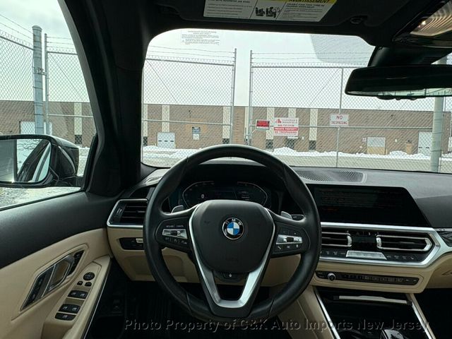 2022 BMW 3 Series 330i xDrive,ROOF,NAV,HTD STS - 22988709 - 33