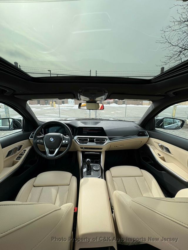 2022 BMW 3 Series 330i xDrive,ROOF,NAV,HTD STS - 22988709 - 36