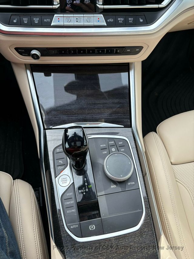 2022 BMW 3 Series 330i xDrive,ROOF,NAV,HTD STS - 22988709 - 50