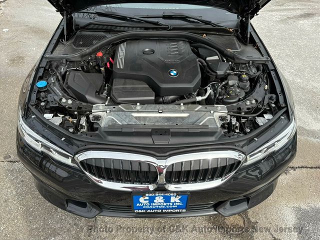 2022 BMW 3 Series 330i xDrive,ROOF,NAV,HTD STS - 22988709 - 52