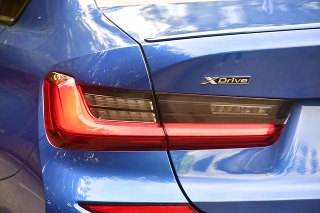 2022 BMW 3 Series 330i xDrive Sedan - 22841629 - 13