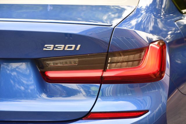 2022 BMW 3 Series 330i xDrive Sedan - 22841629 - 14
