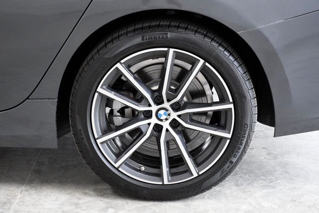 2022 BMW 3 Series 330i xDrive Sedan - 22798699 - 11