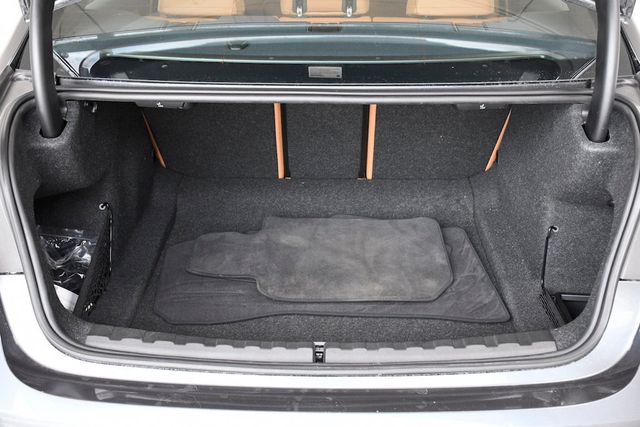 2022 BMW 3 Series 330i xDrive Sedan - 22798699 - 12